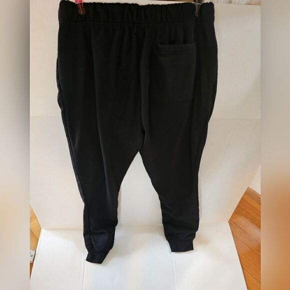 Cute juniors joggers Zoo York size large - Picture 2 of 5